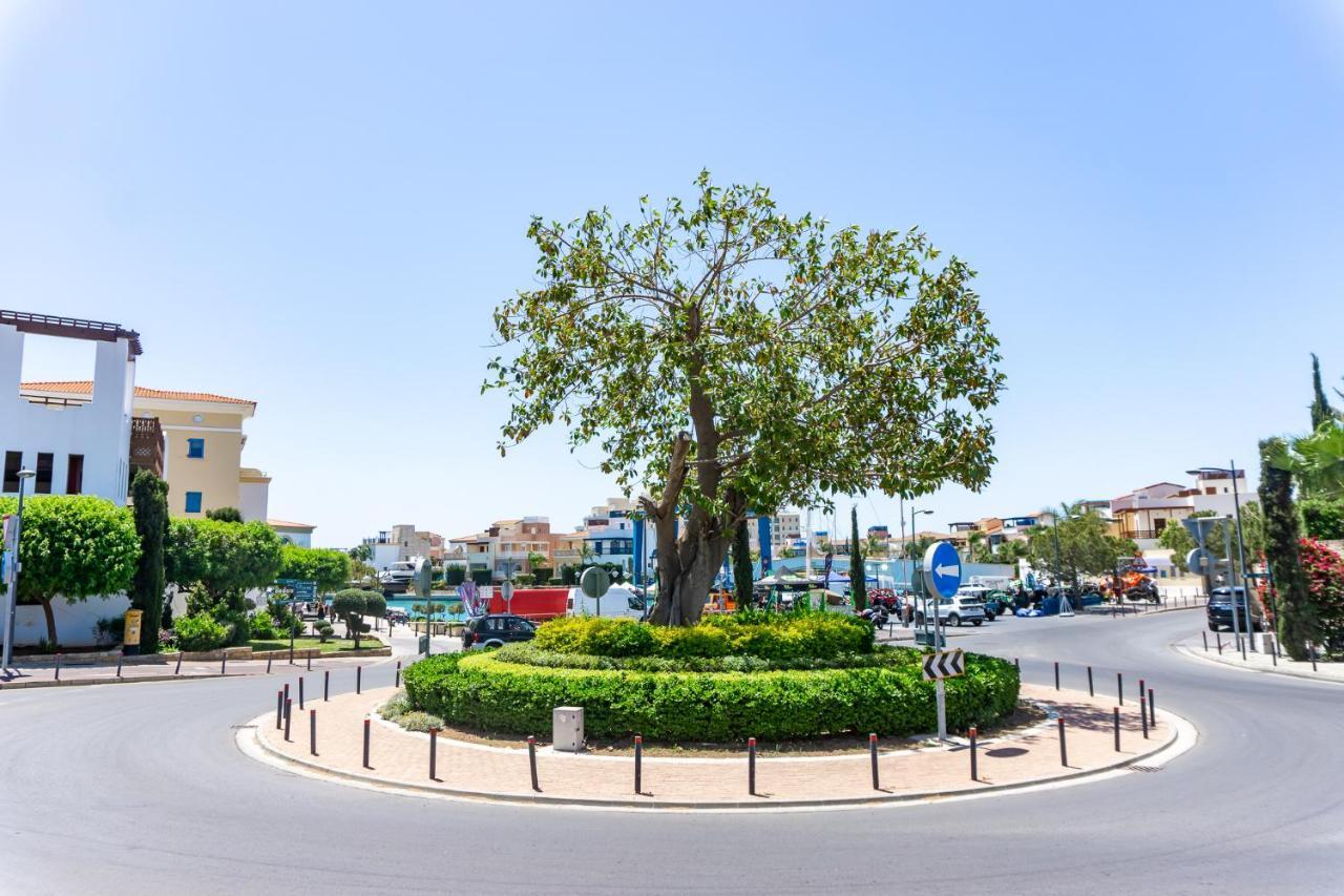 Limassol Marina Nereids D22 By Ezoria Villas Exteriér fotografie